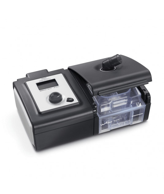 Fundo branco e ao centro aparelho CPAP System One Pressão da Philips, com Umidificador