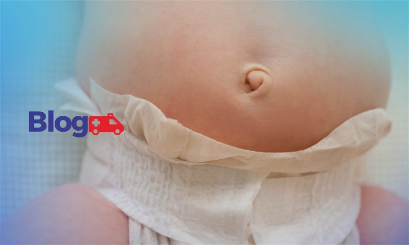 Umbigo de neném recém nascido